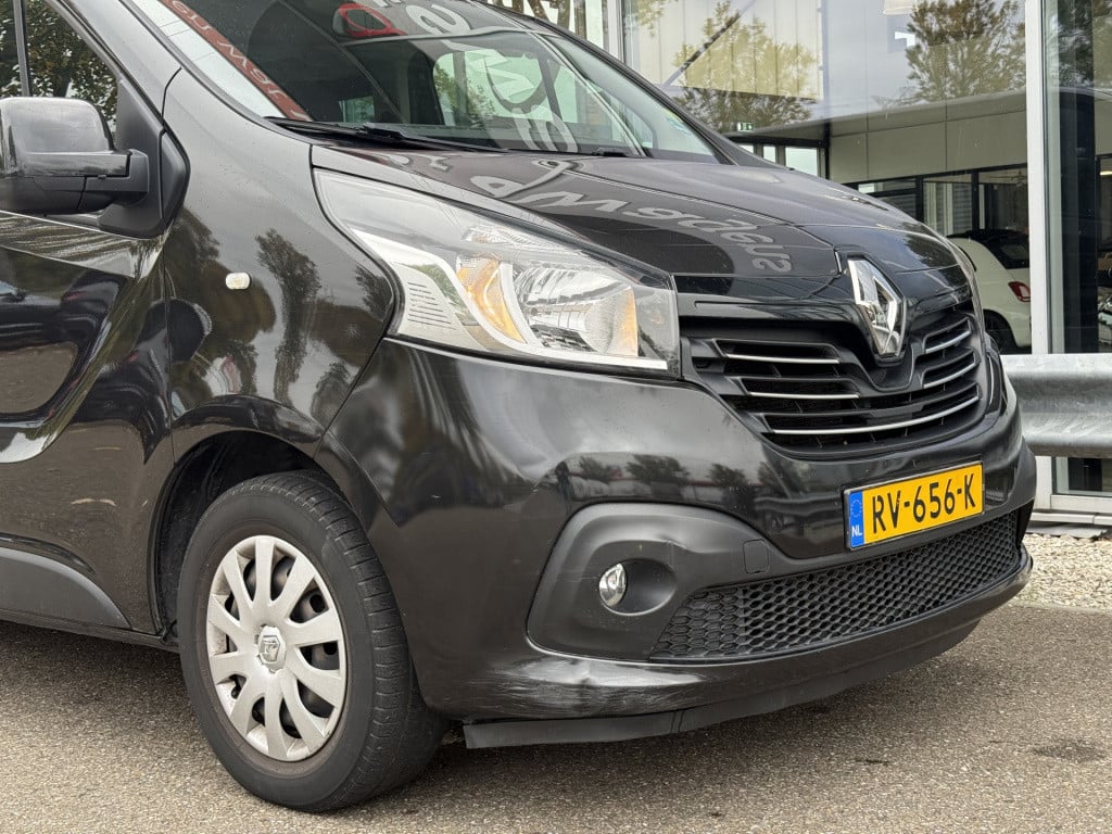 Renault Trafic passenger 1.6 dci grand expression | 9 pers. | navi | trekha