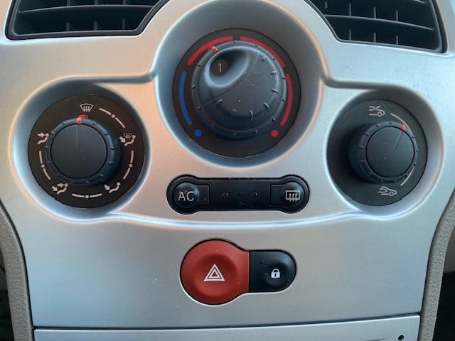 Renault Modus 1.6 MPV automaat.