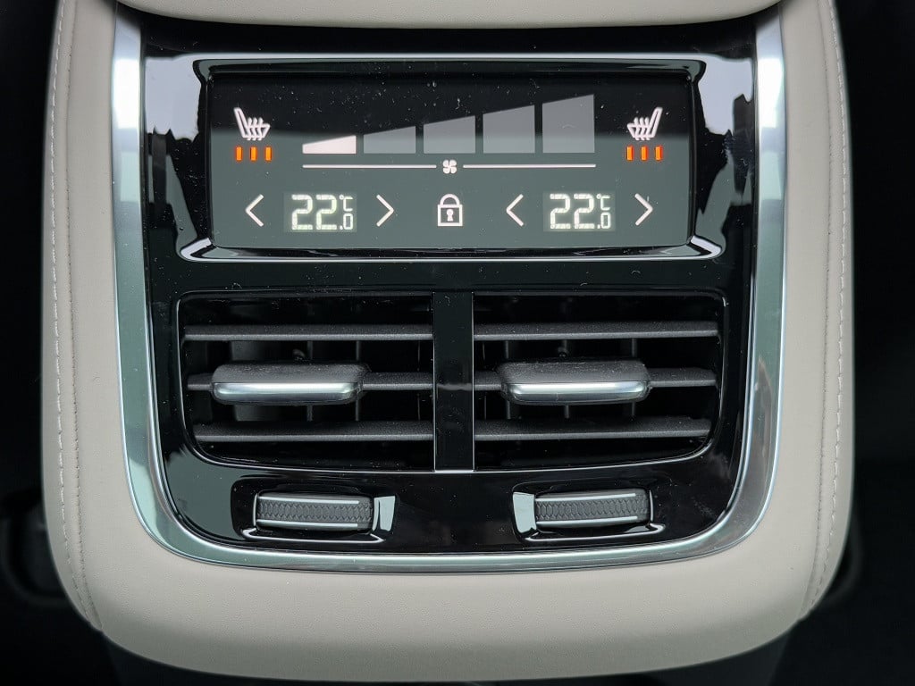 Volvo XC90 t8 awd ultra dark facelift!!