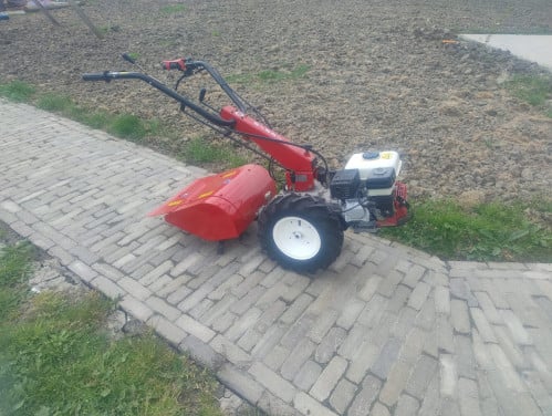 Diverse tuin machines Te huur