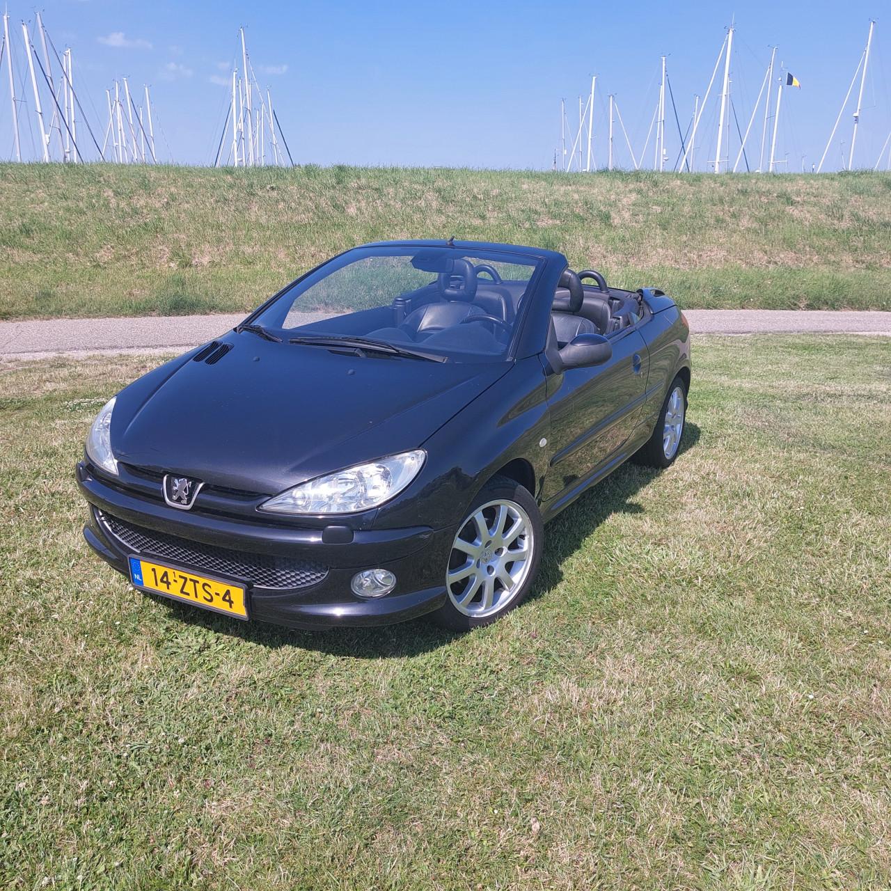 Peugeot 206cc Zwart - van particulier - lage kilometerstand