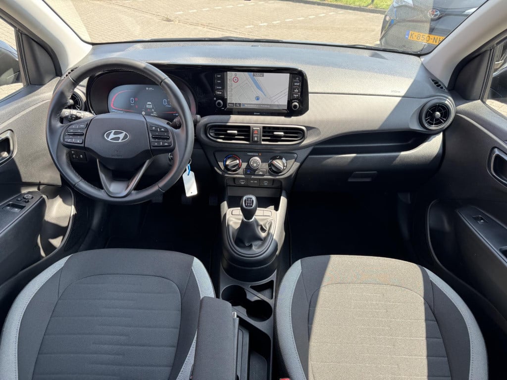 Hyundai I 10 1.0 comfort smart nieuw model! | navigatie | camera | apple ca