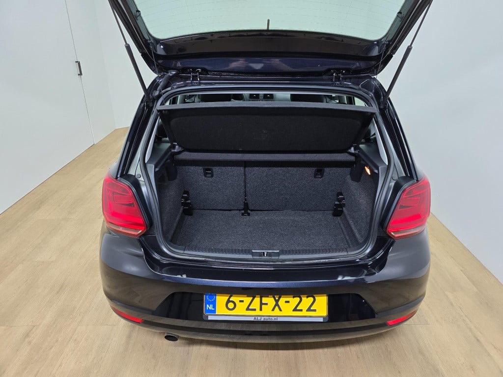 Volkswagen Polo occasion 1.2 tsi highline automaat in black edition | sport