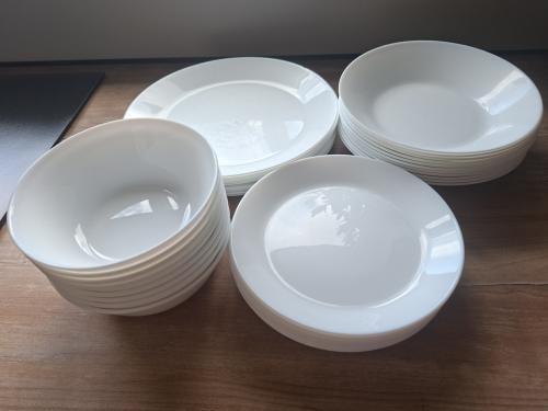 Wit servies Ikea