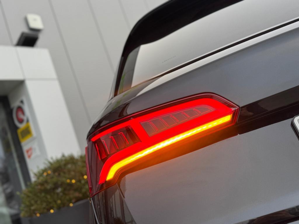 Audi Q5 55 tfsi e quattro competition * panoramadak * virtual cockpit * bla