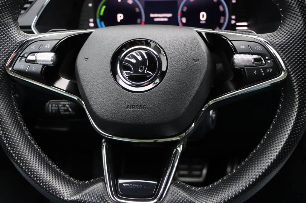 Skoda Superb combi 1.4 tsi iv sportline 218pk dsg6 | black style | memory s