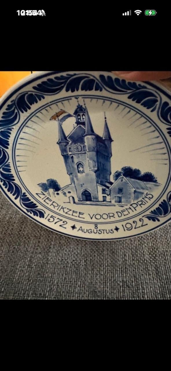 Herdenkingsbordje van Zierikzee voor de Prins