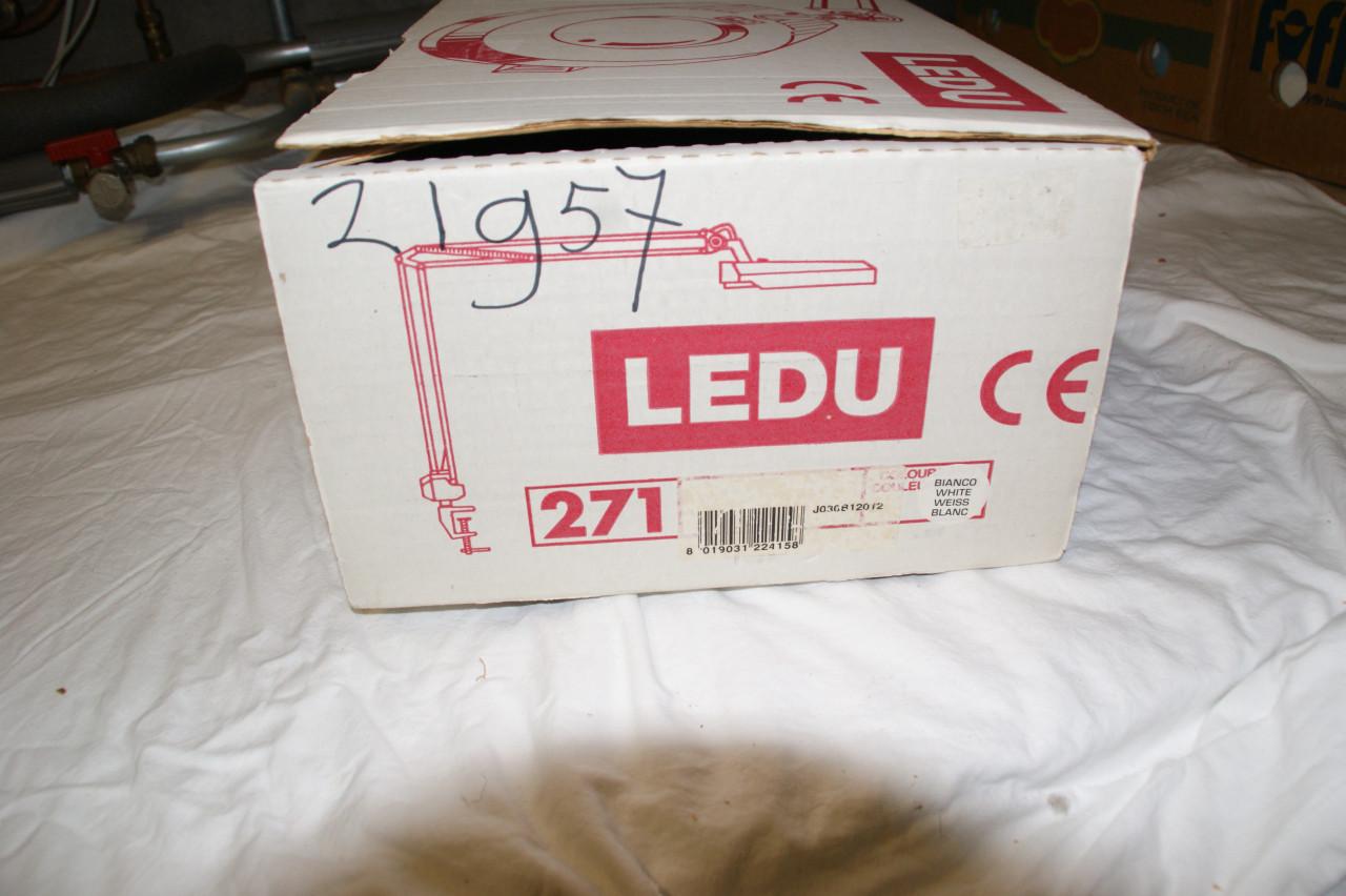 LEDU 271 Loeplamp met verlichting (compleet in doos)