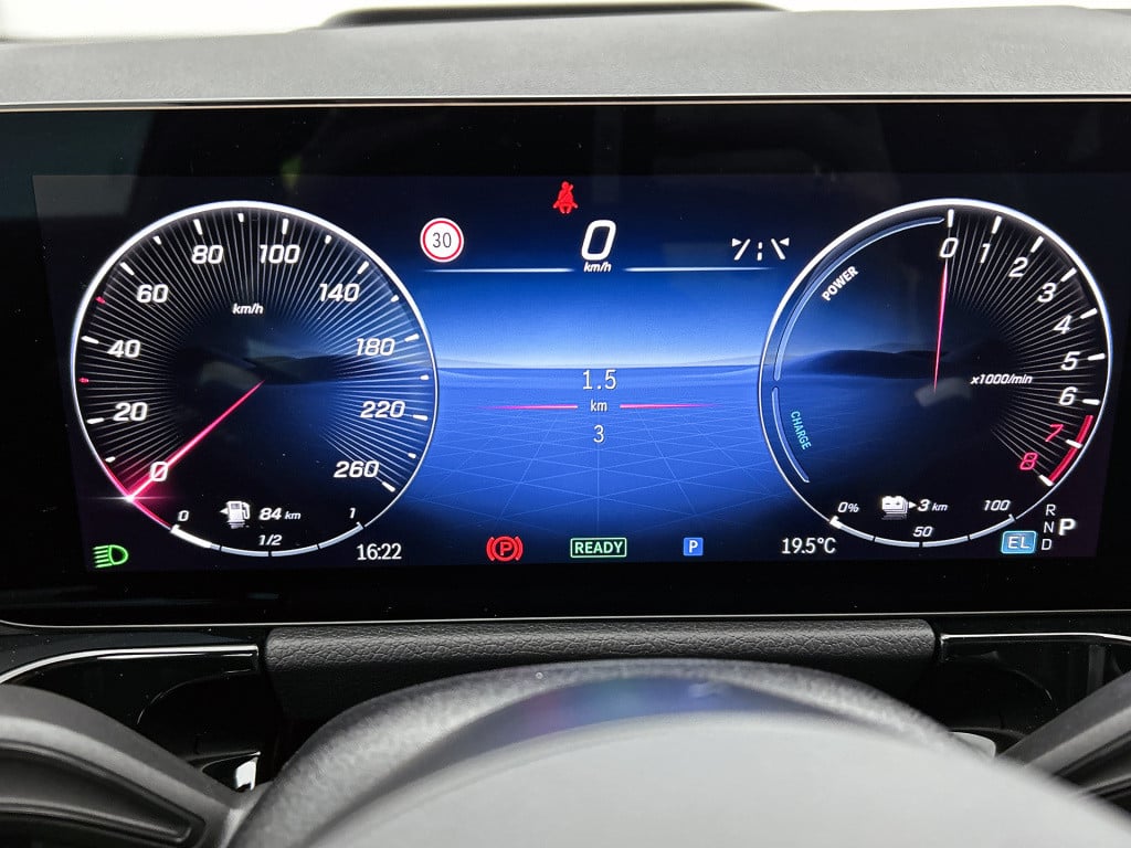 Mercedes-Benz Gla-klasse 250 e business solution amg | premium plus pakket 