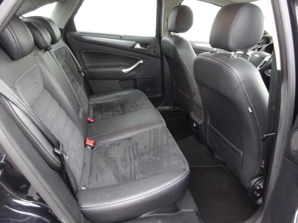Ford Mondeo 1.6 ecoboost platinum climate / navi / cruise / parkeers. / sto