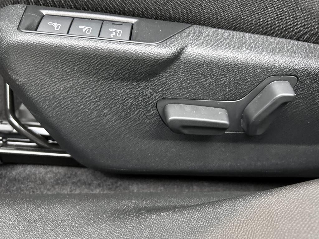 Citroen C4 X hybrid 145pk automaat max | trekhaak | all season banden |