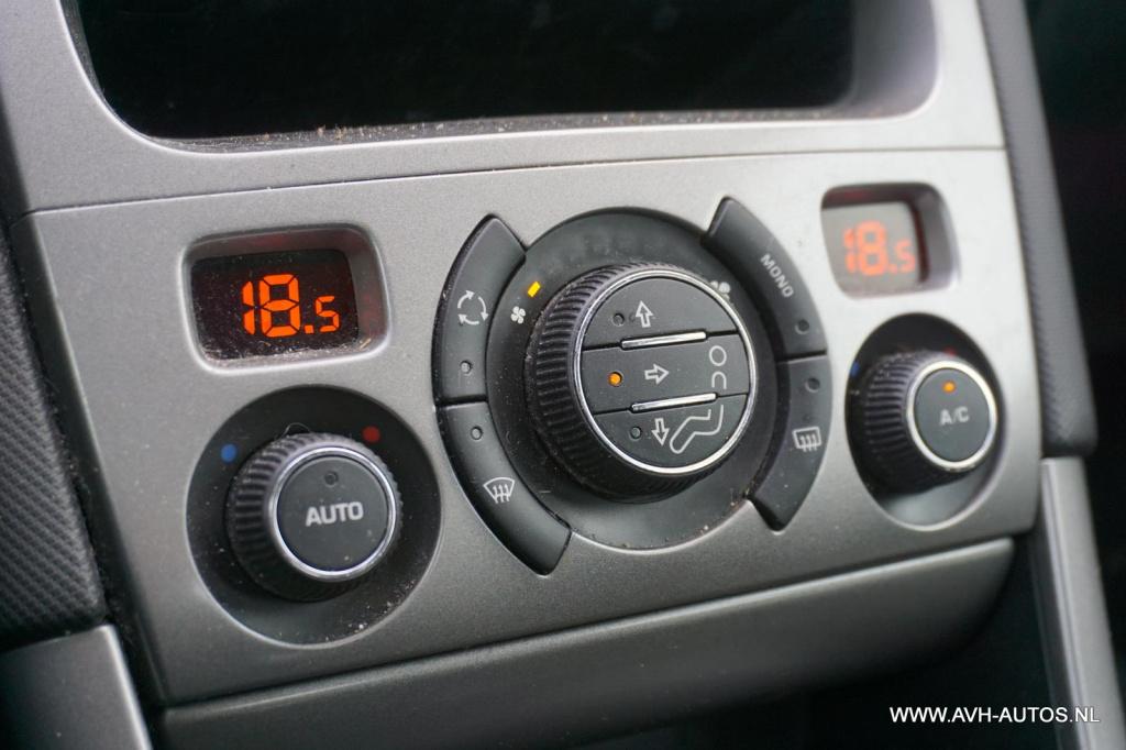 Peugeot 308 1.6 vti active