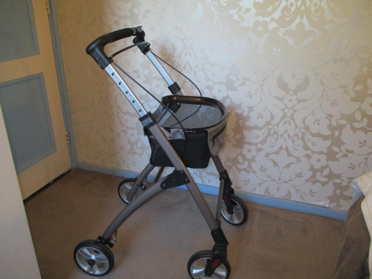 Wheelzahead binnen rollator te koop