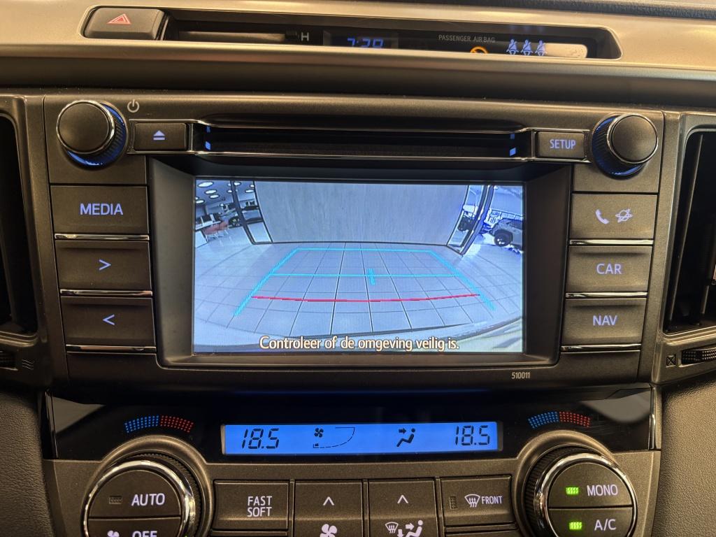 Toyota Rav4 2.0 dynamic limited 4wd | trekgewicht 1500 kg | trekhaak |