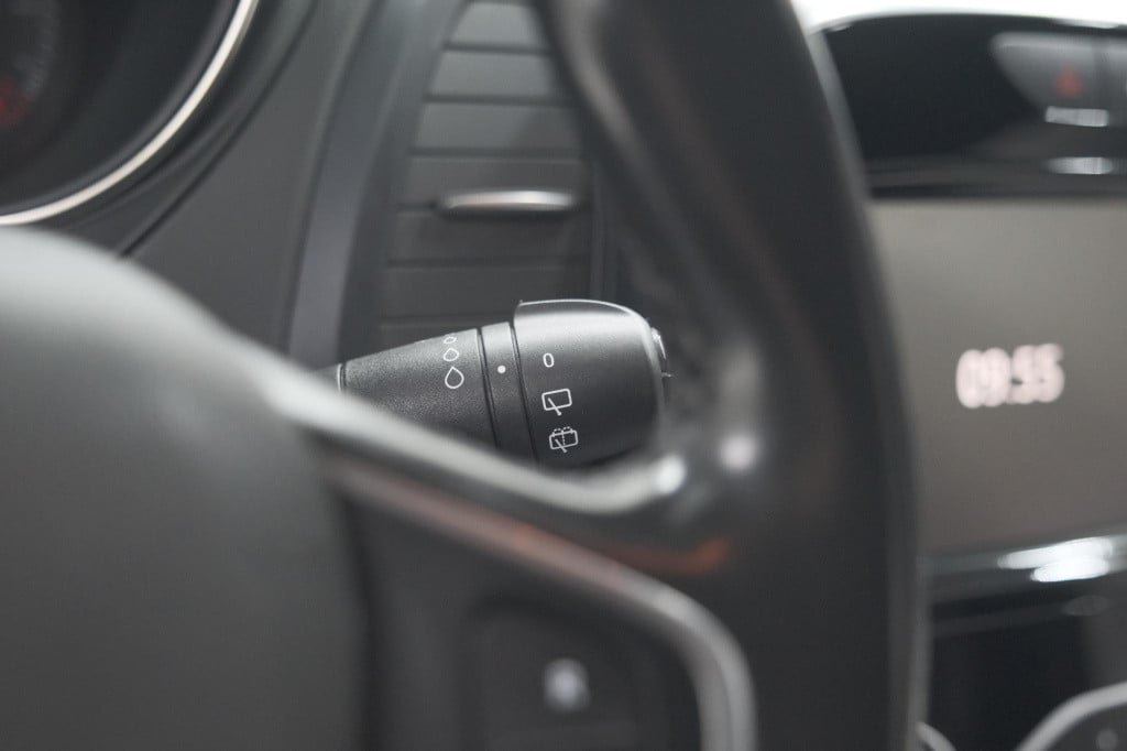Renault Captur tce 90 intens | trekhaak | camera | navigatie | parkeersenso