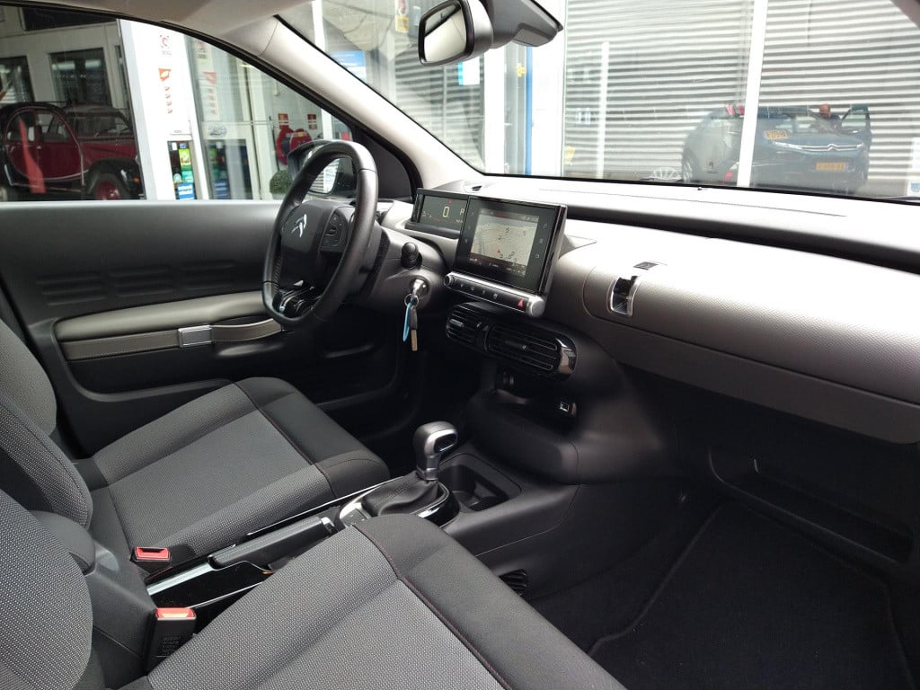 Citroen C4 Cactus 110 feel eat6 automaat navi/clima/lmv