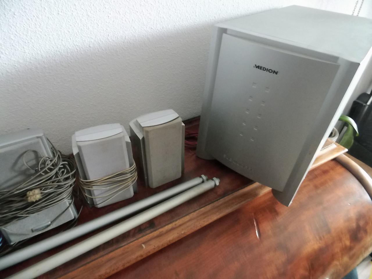 Dolby Surround Speakerset.