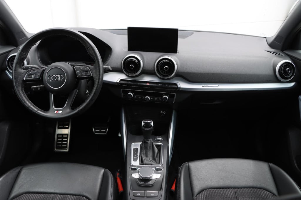 Audi Q2 35 tfsi s edition 150pk s-tronic