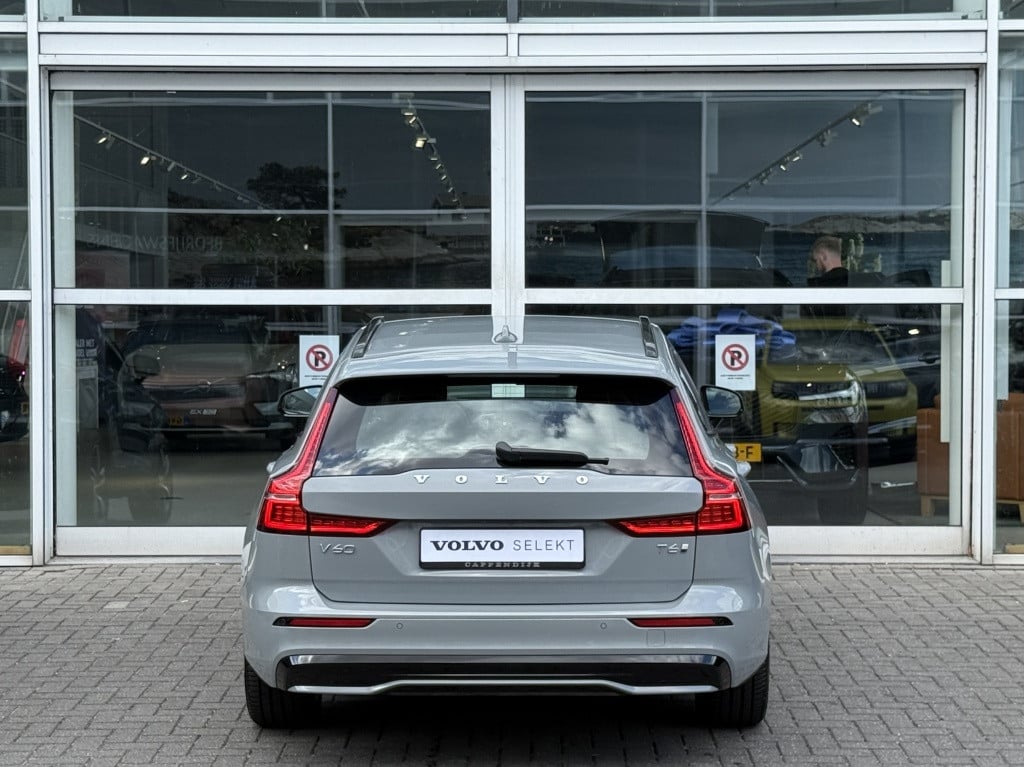 Volvo V60 t6 398pk recharge plus dark| adap.cruise| 360camera| trekaak