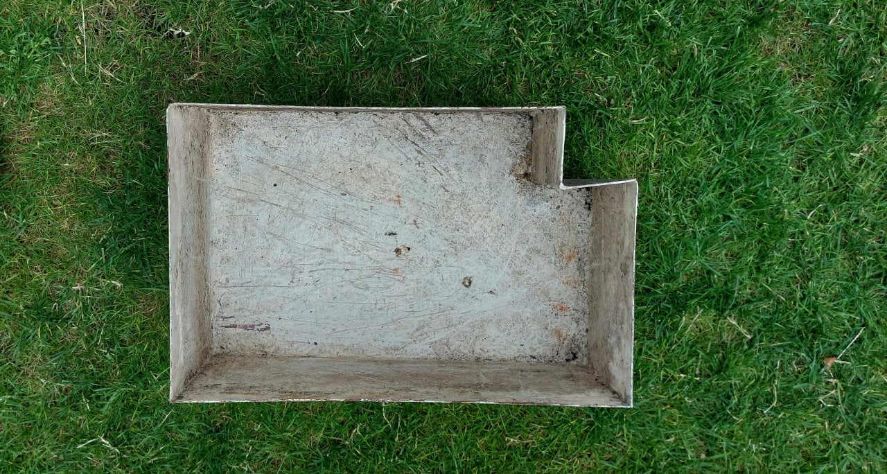 Waterdichte Aluminium Bloembak  L=46 x B=30x H=17,5  cm.