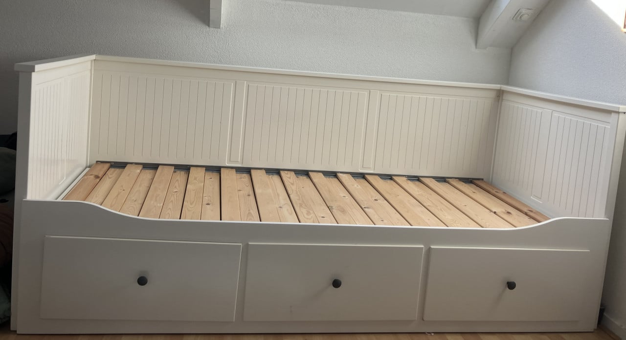 HEMNES Bed (met 3 lades (IKEA))