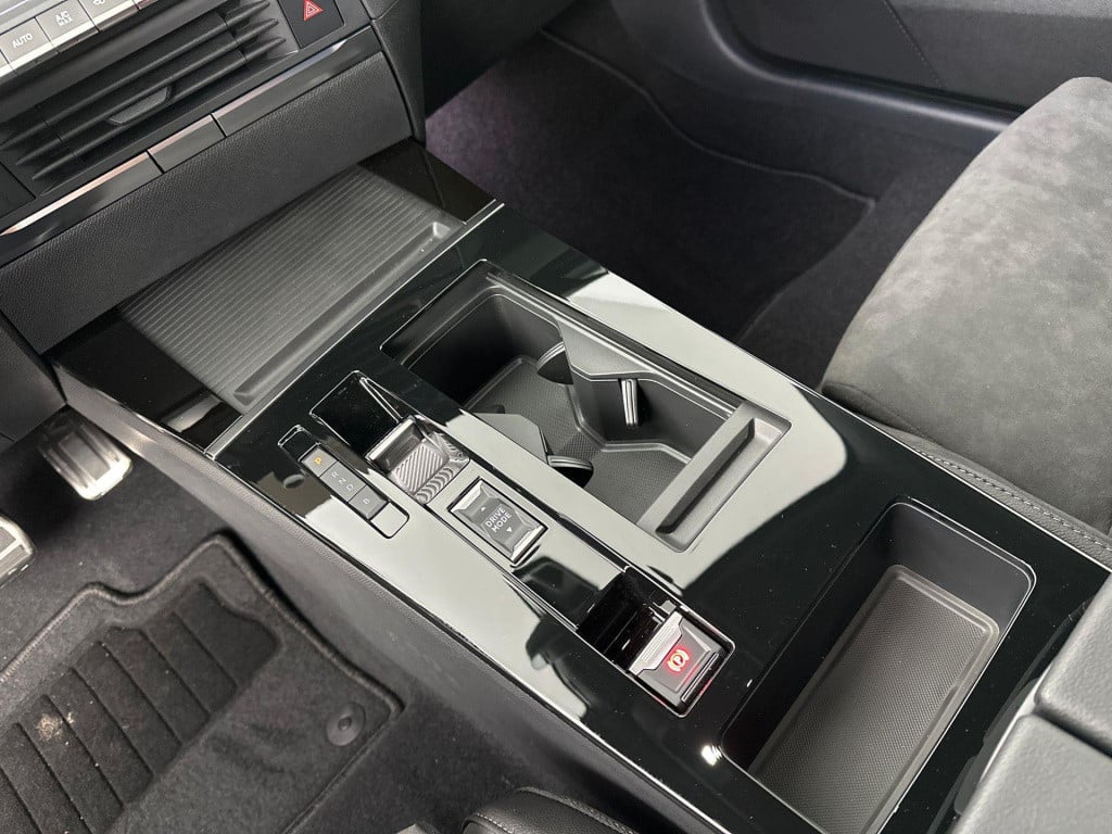 Opel Astra electric 54 kwh gs | nav | carplay | alcantara | cam | pdc | led