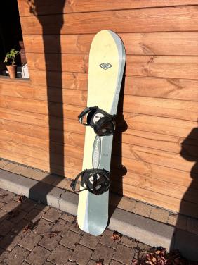 Snowboard met bindingen 153cm