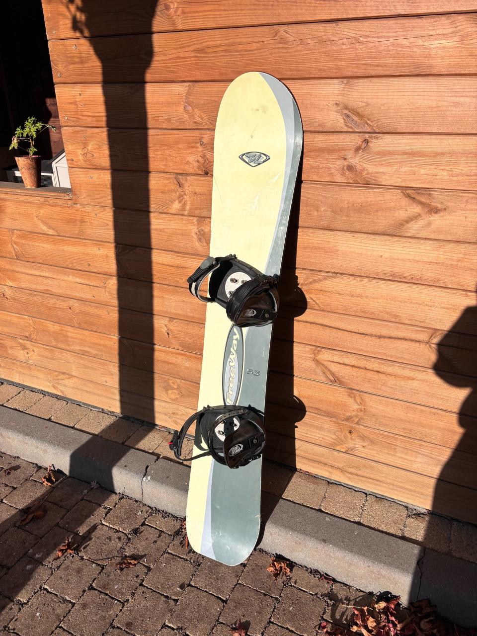 Snowboard met bindingen 153cm