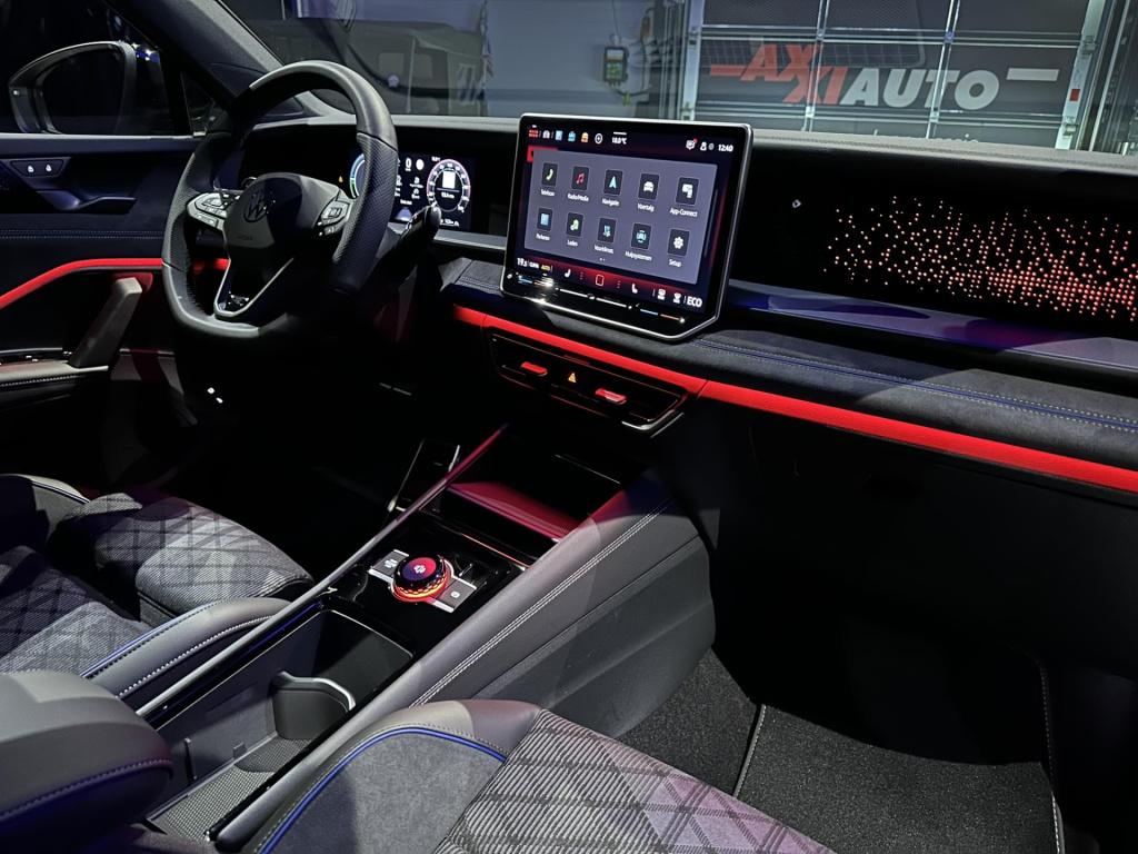 Volkswagen Tayron 1.5 ehybrid r-line edition *pano*keyless*blackstyle*