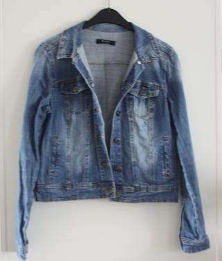 Blauw spijkerjasje  maat s