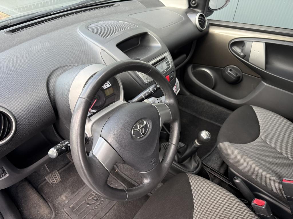 Toyota Aygo 1.0 vvt-i aspiration airco 5-drs