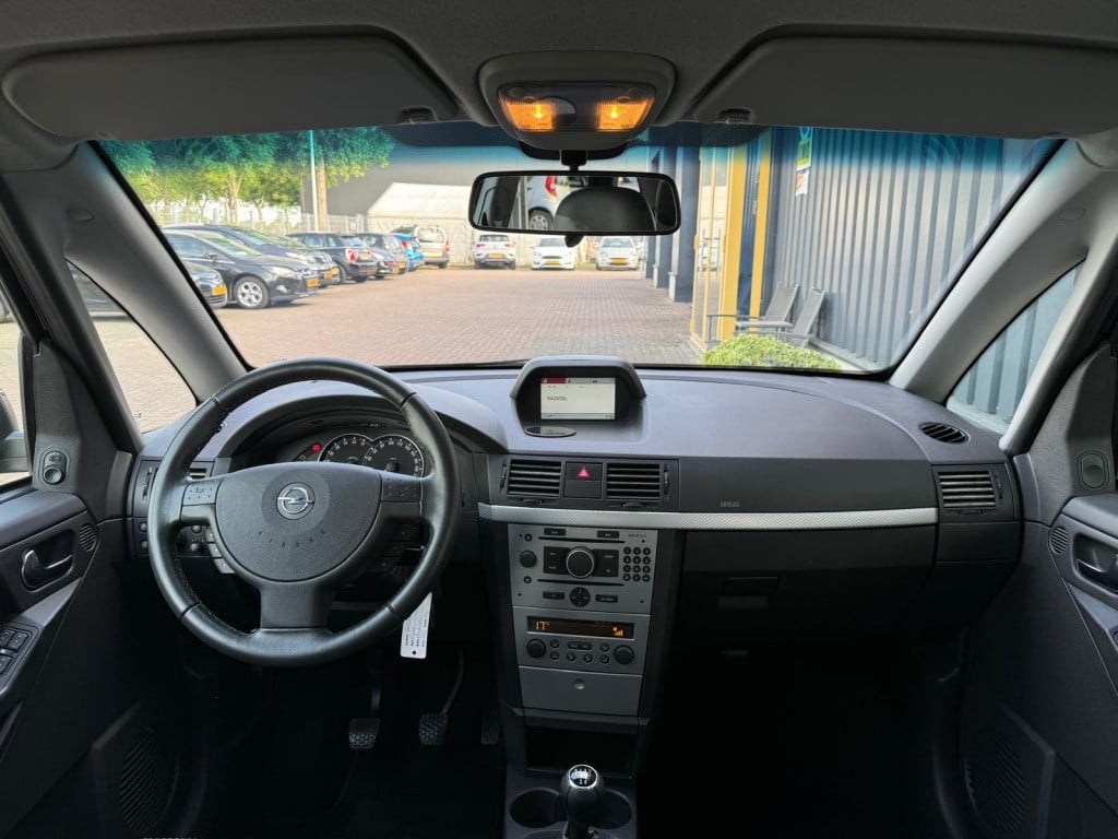 Opel Meriva 1.6-16v cosmo