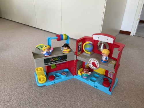 Fisherprice school