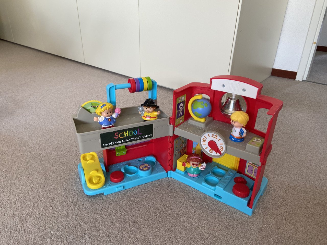 Fisherprice school