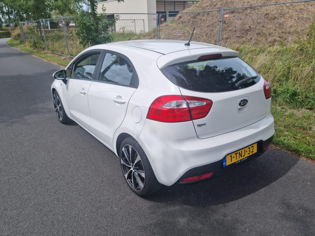 Kia rio 1.2cvvt business line bj 2014