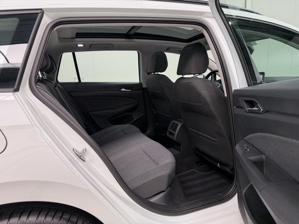 Volkswagen Golf variant 1.5 etsi 150pk dsg style | pano dak