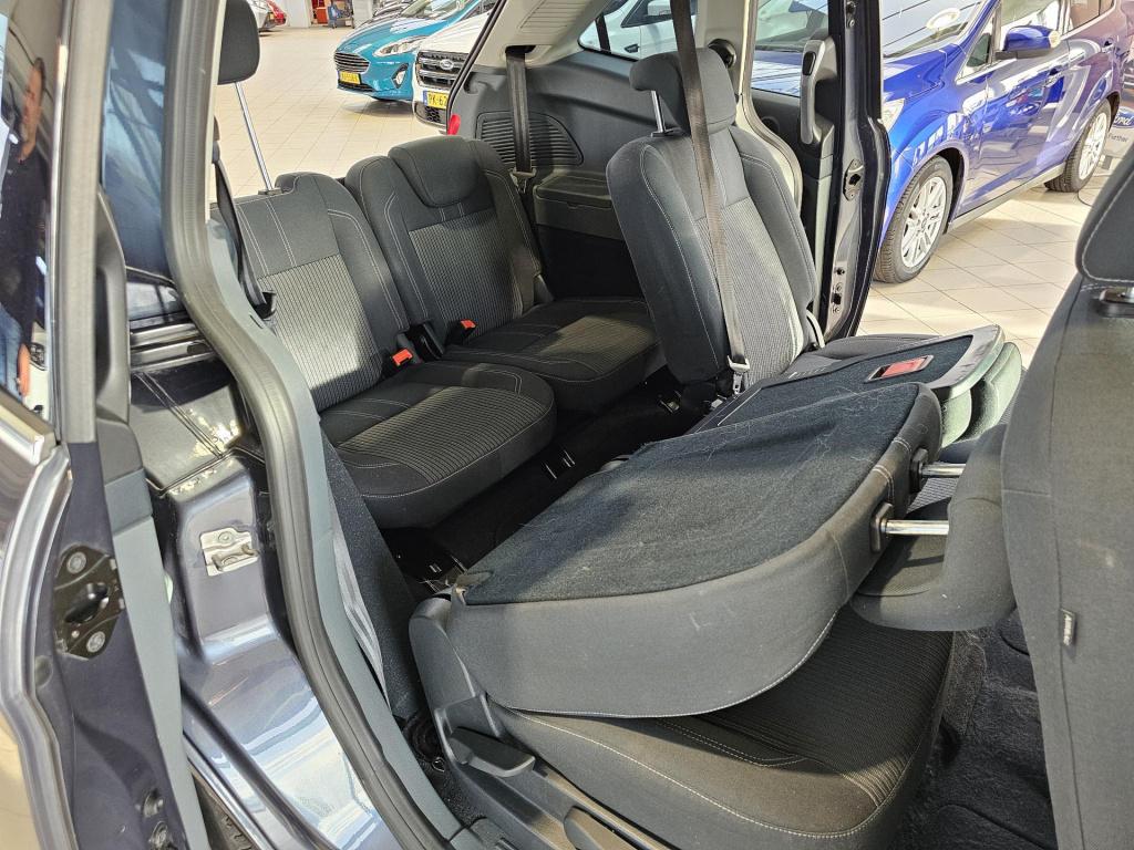 Ford Grand C-max 1.6 titanium 7p.