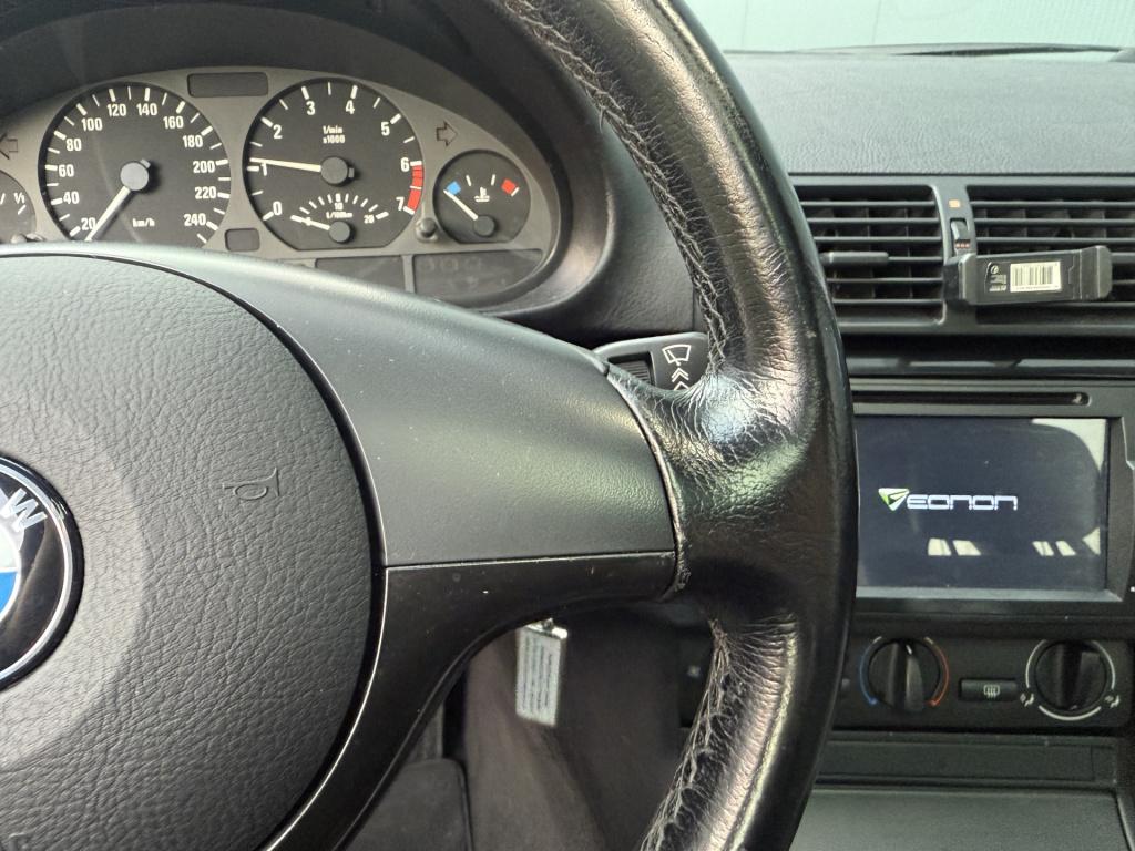 BMW 3-serie touring 318i 2.0i 143pk executive sportline e46