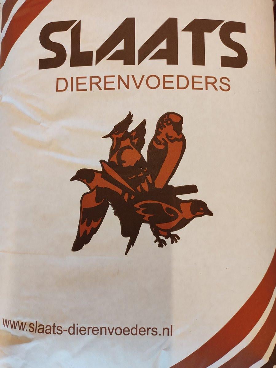 Slaats vogelvoeders....