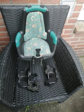 Fietsstoeltje voorop
