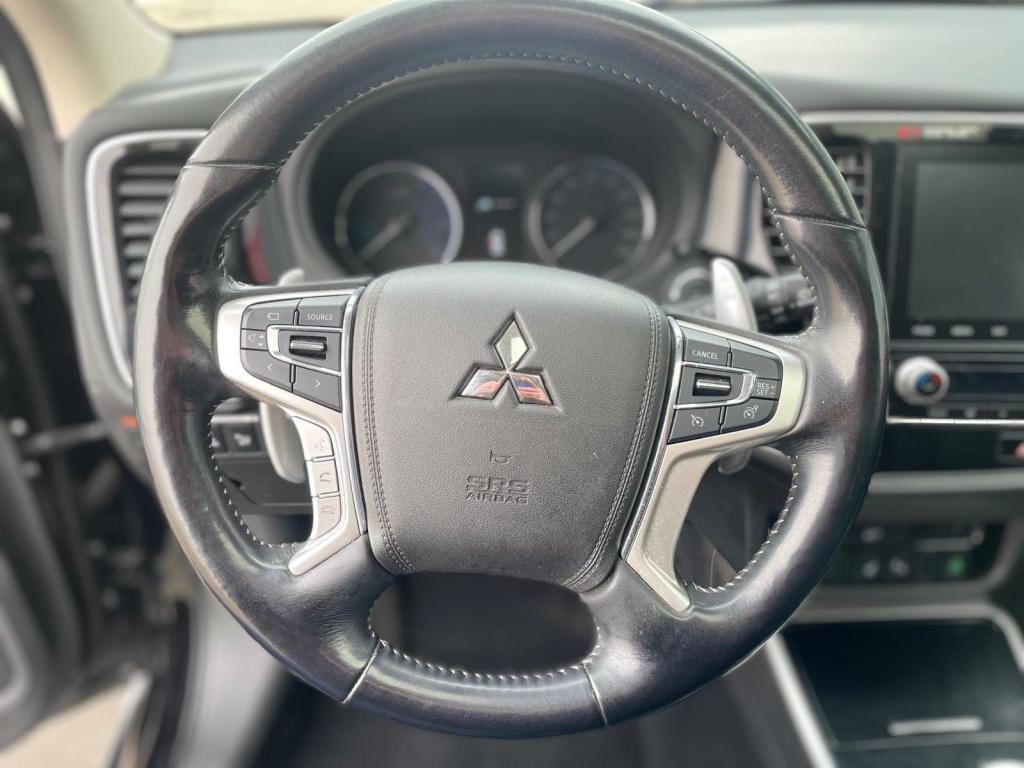 Mitsubishi Outlander 2.4 phev intense+