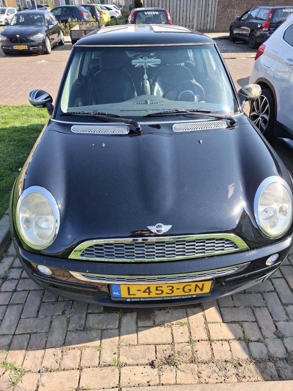 Mini  r50