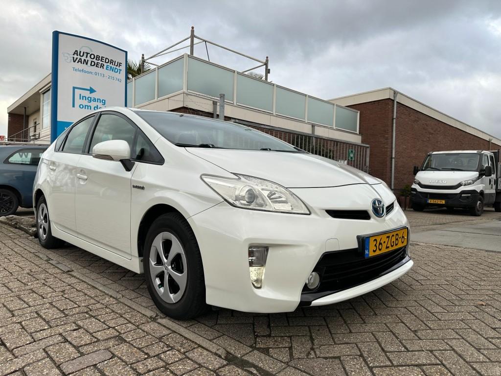 Toyota Prius 1.8 comfort top 5 edition camera hud cruise control