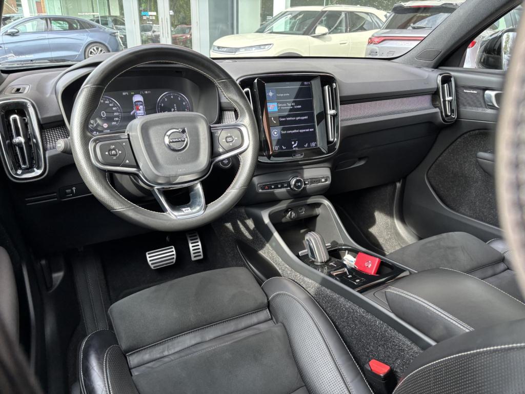 Volvo XC40 2.0 t4 r-design