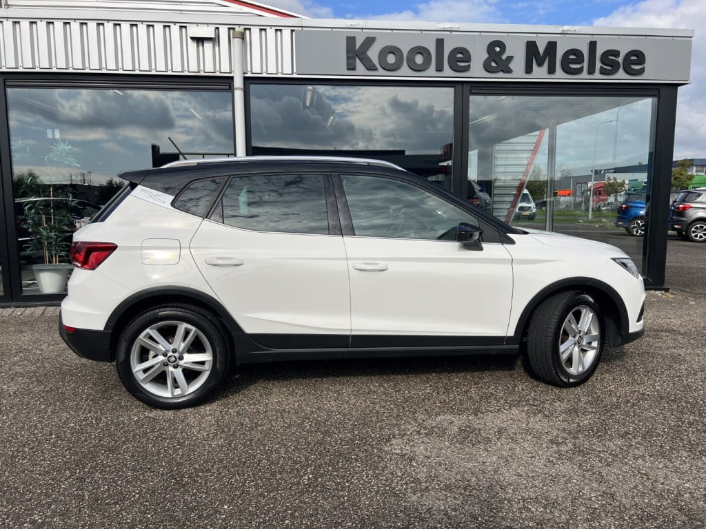 Seat Arona 1.0 tsi 115pk fr business intense , trekhaak