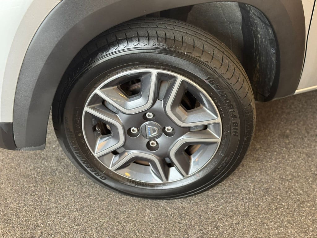 Dacia Spring comfort plus 27 kwh
