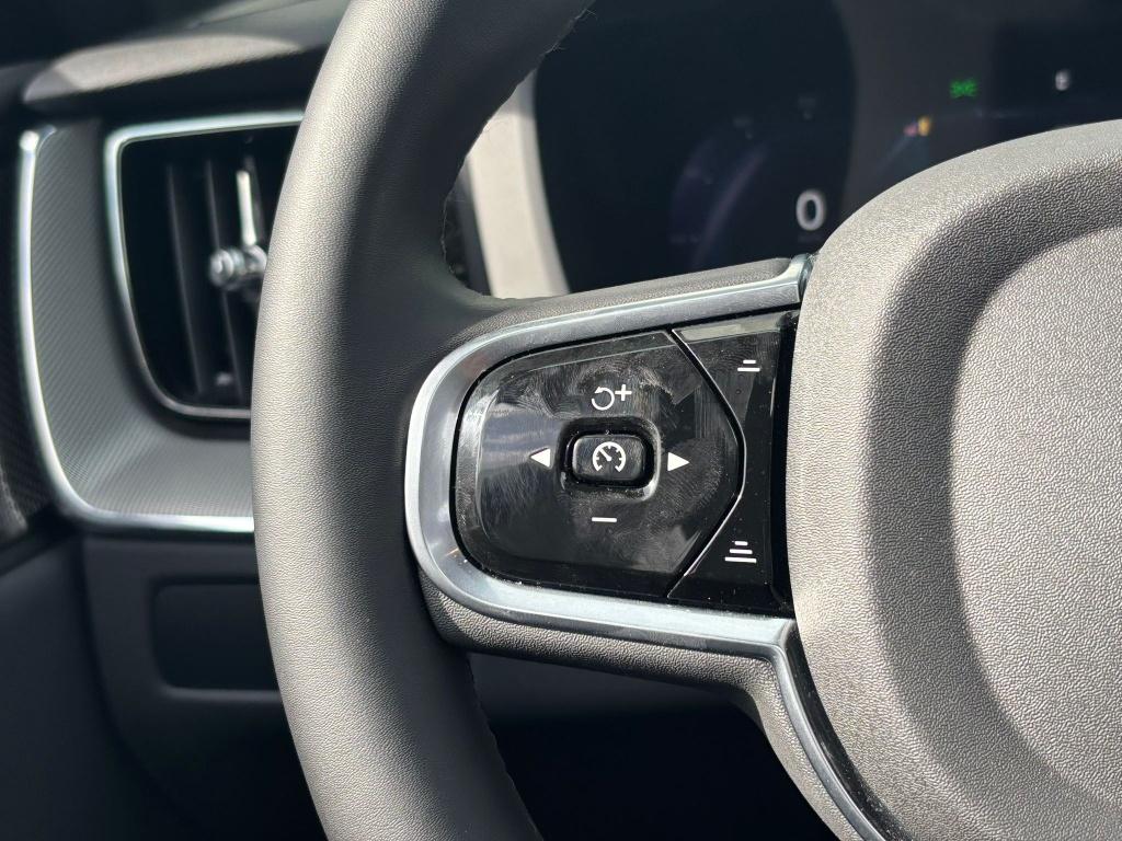 Volvo XC60 t6 398pk recharge black edition| panodak| 360camera| trekhaak| a