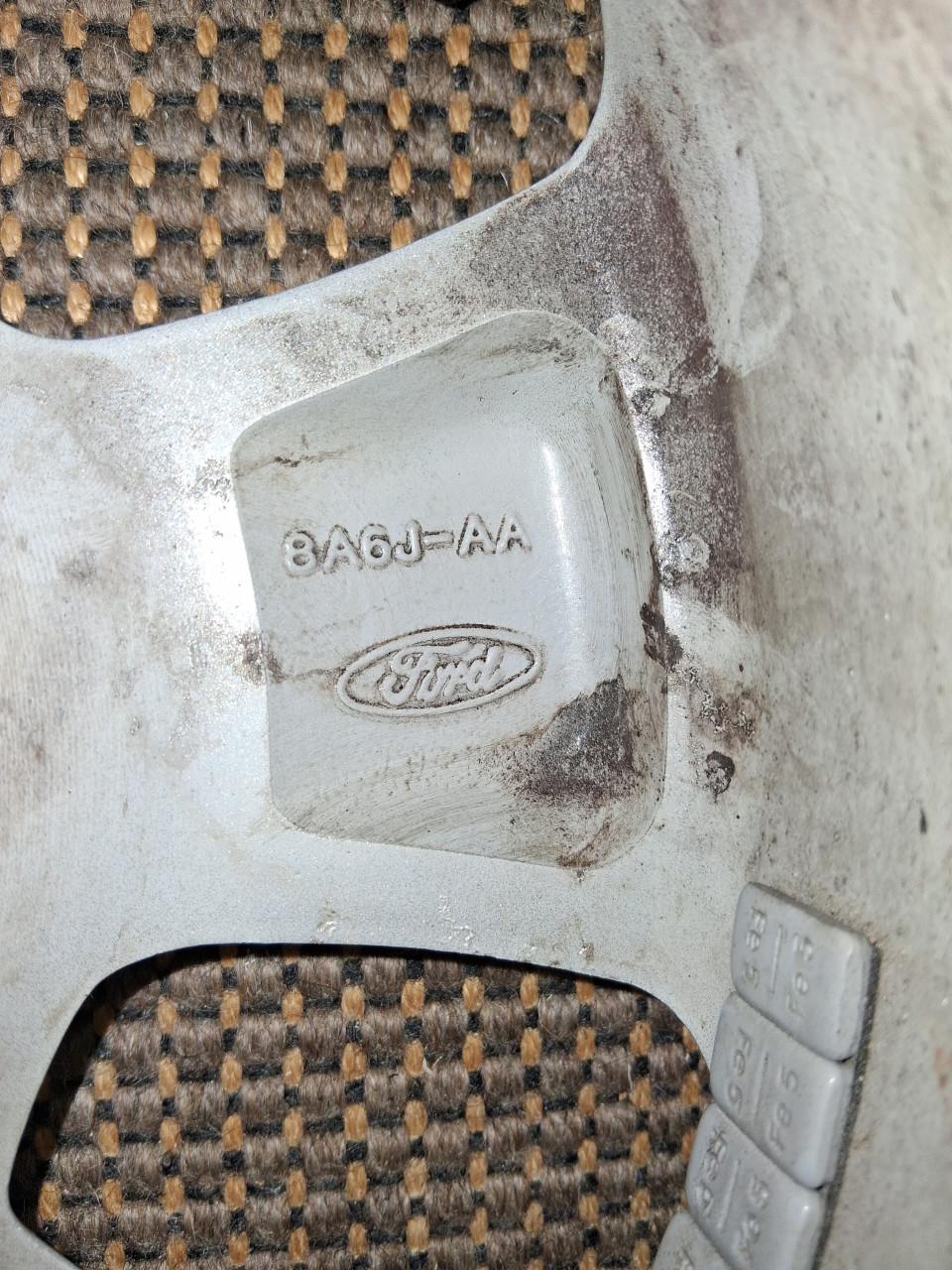 4 originele ford velgen met winterbanden