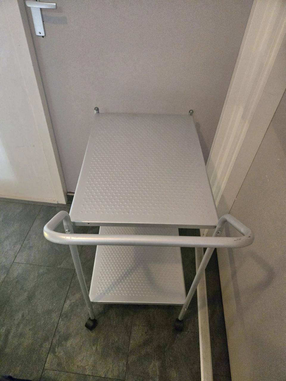 Aluminium serveerwagen met twee etages Nieuw en demontabel
