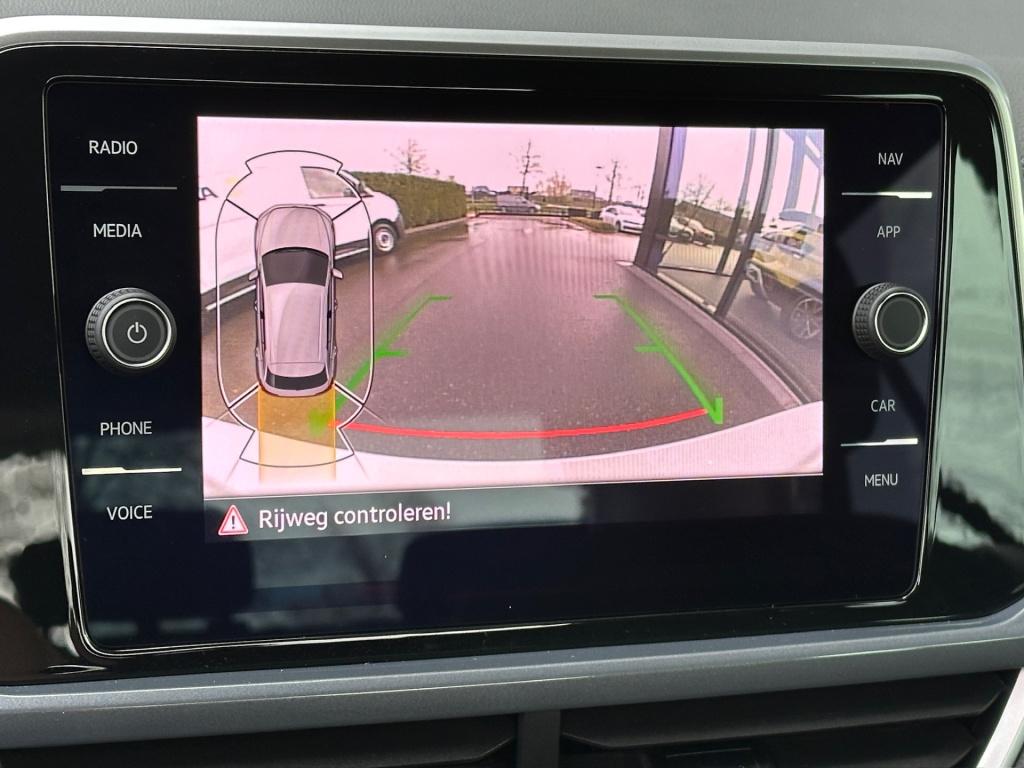 Volkswagen T-roc 1.5 tsi 150pk dsg style carplay | camera | keyless | elek.